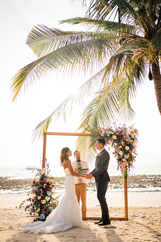 Elopement in Thailand | Wedding Boutique | Phuket Wedding Planner